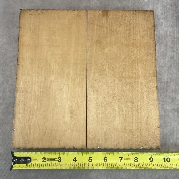 Vintage 1930s Platt-Maschek Lady Golfer Themed Wood Pyrography Handkerchief Box - Picture 4 of 12